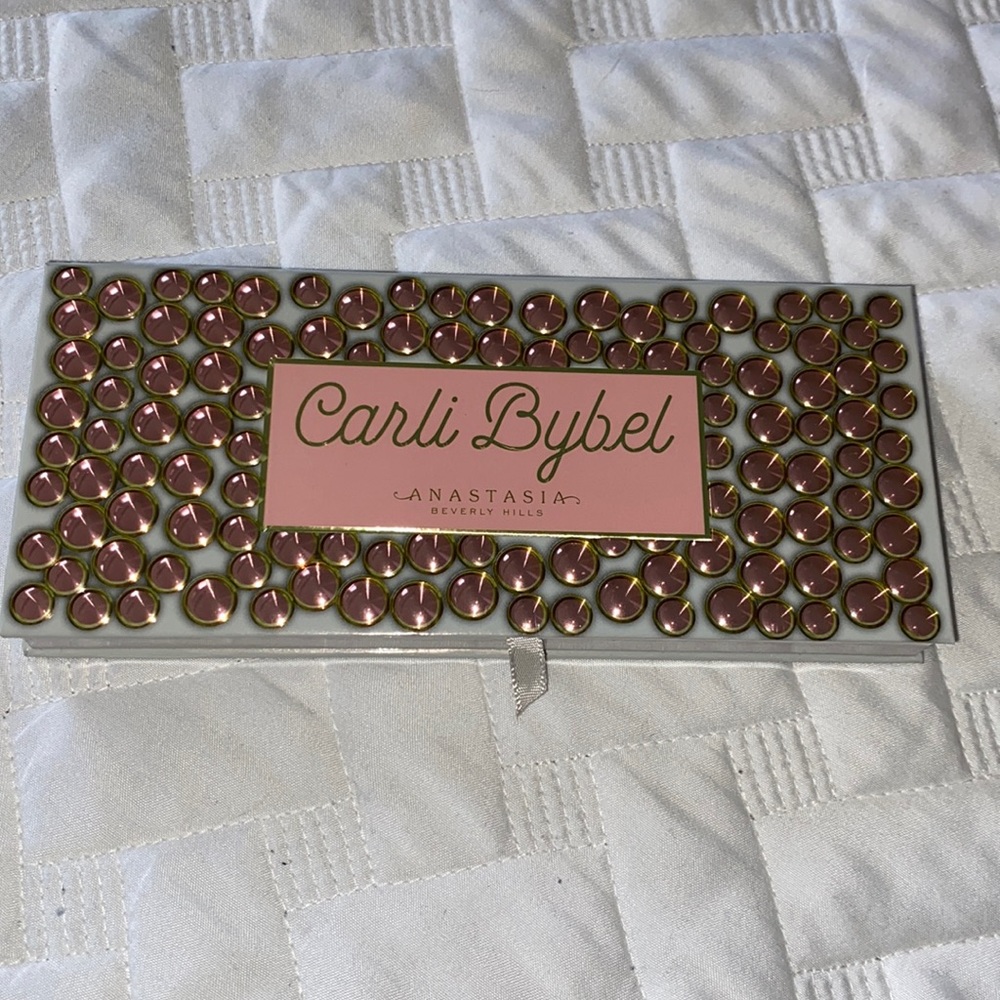 Anastasia Beverly Hills Makeup Palette